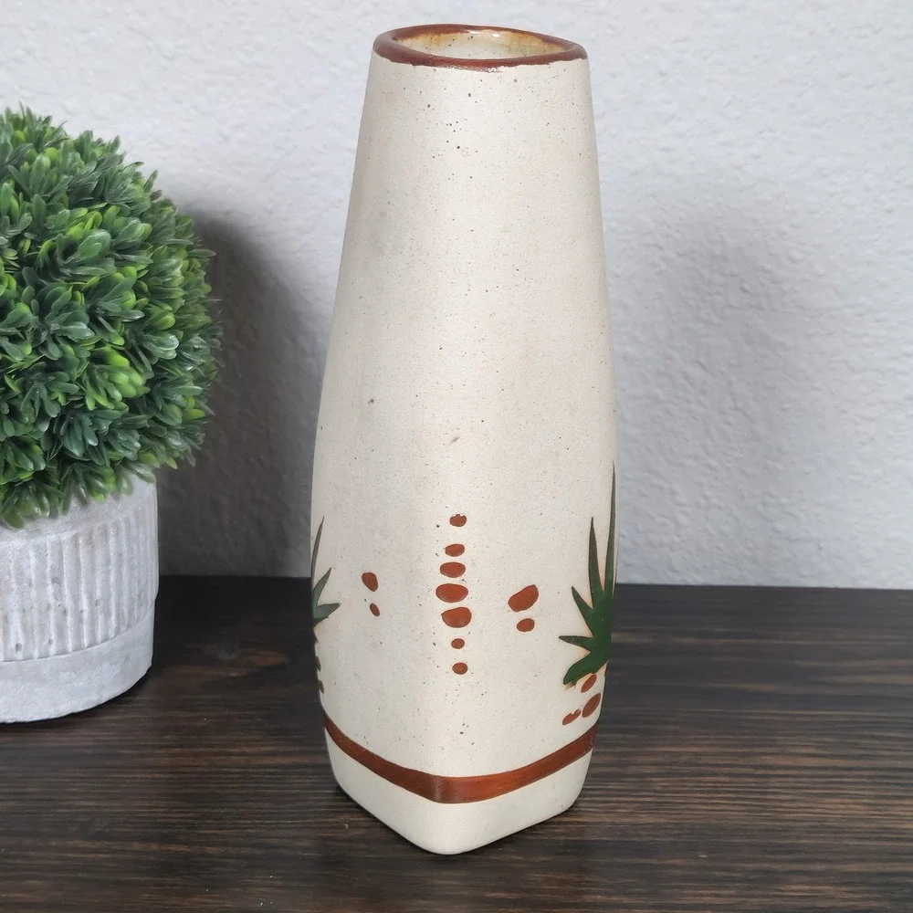 Kokopelli Sandstone Ceramic Pottery Vase Southwest Style Art Decor 8 in.
